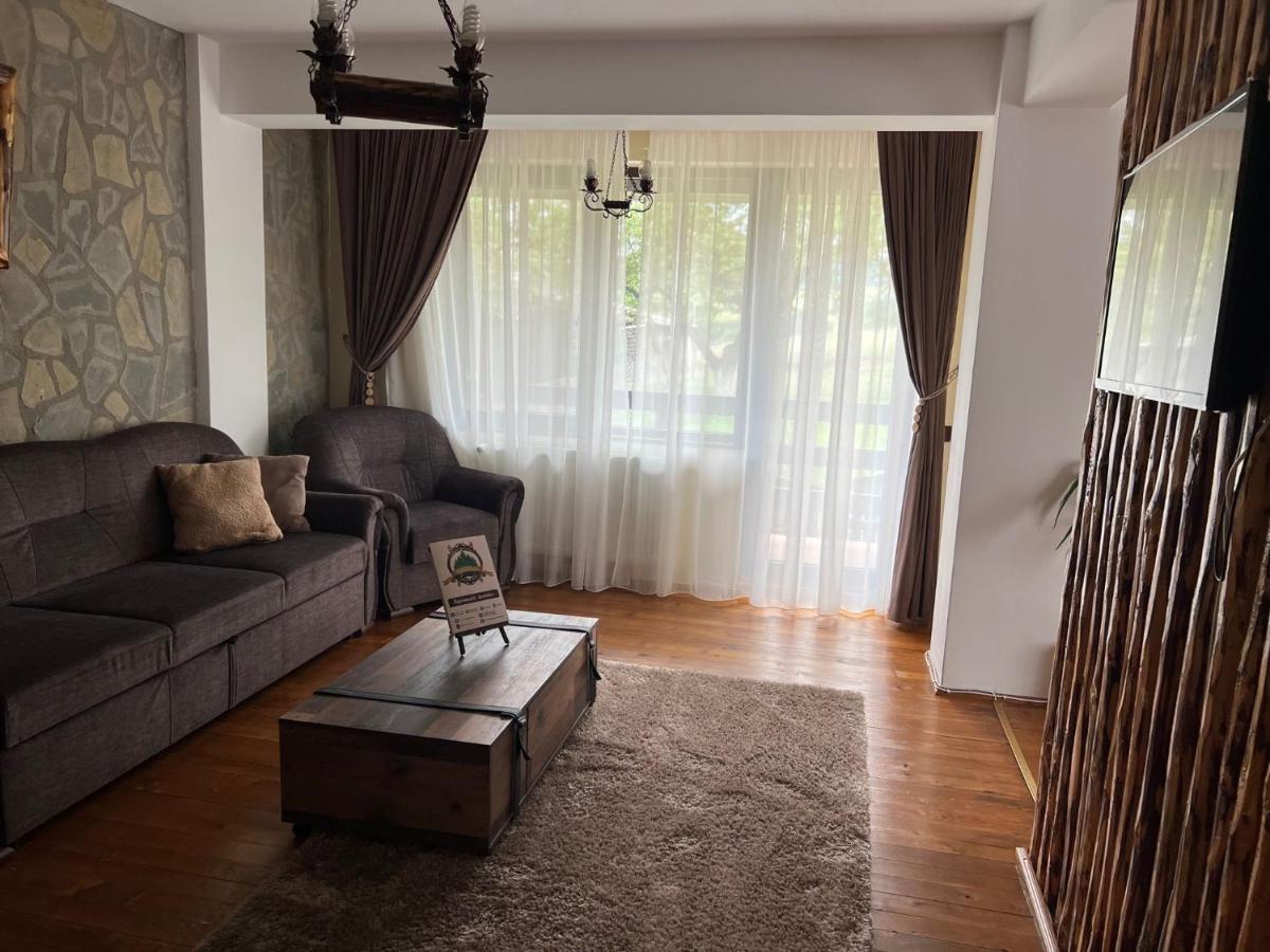 Casa Bradet Guest House Intorsura Buzaului Luaran gambar