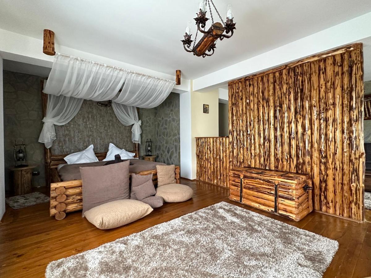 Casa Bradet Guest House Intorsura Buzaului Luaran gambar