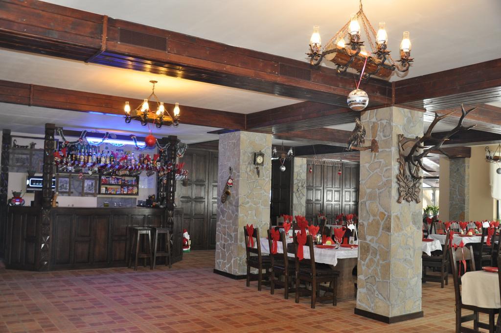 Casa Bradet Guest House Intorsura Buzaului Luaran gambar